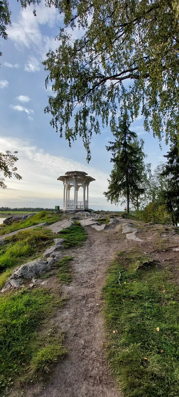 Беседка поцелуев — фото 1