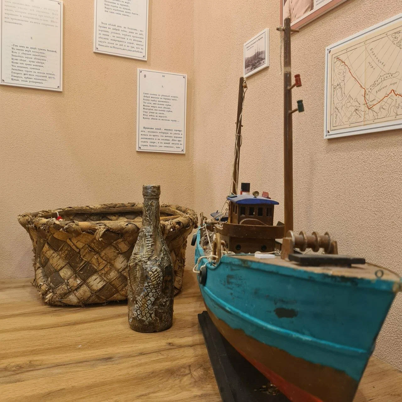 Карельский музей морошки Добродеда и Карелочка — фото 3